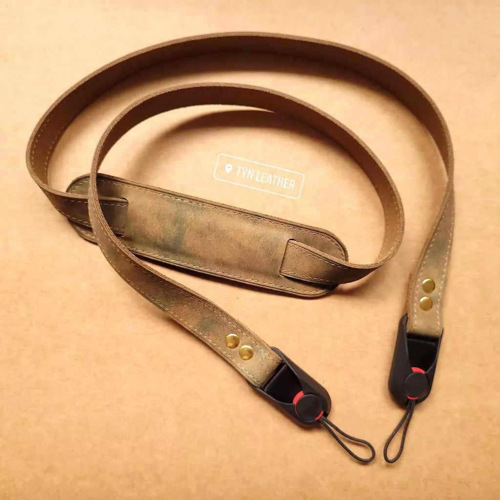 Quick release camera strap